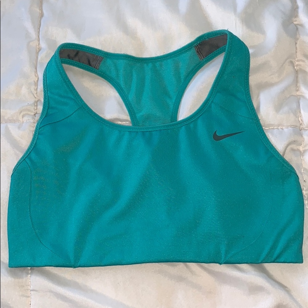 Nike drifit sports bra